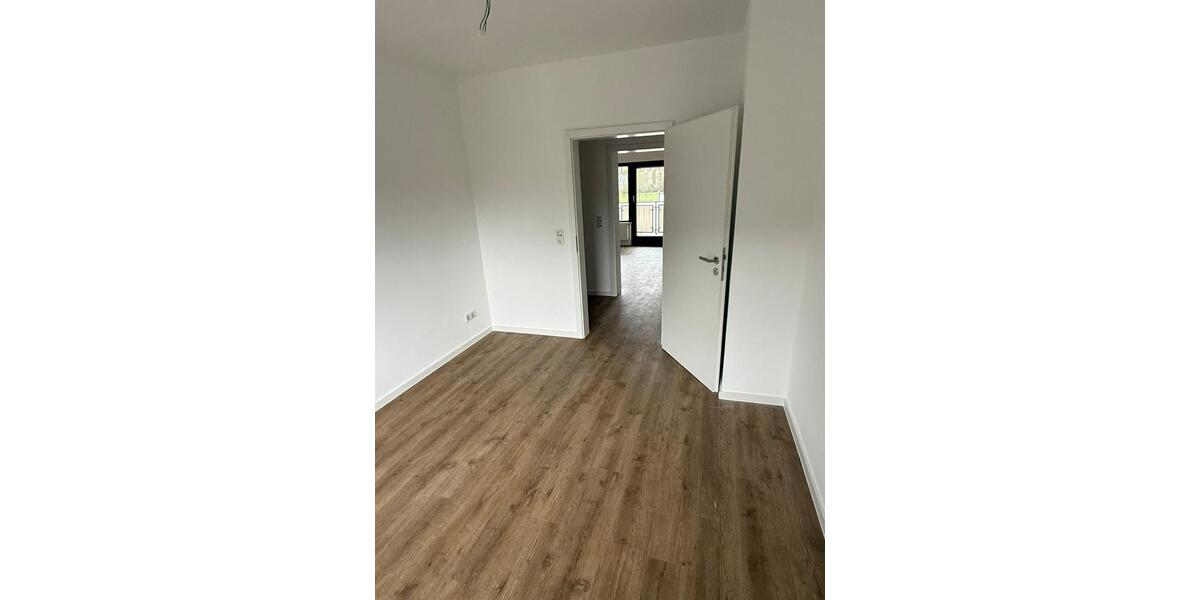 Etagenwohnung Ehringshausen - 4 Zimmer, 99 m&sup2;, 1.200&euro; | Angebot:25501528