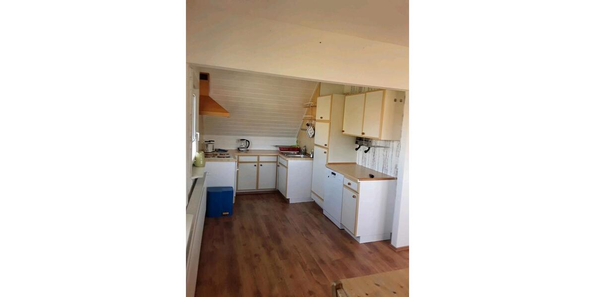 Dachgeschoßwohnung Marburg - 2 Zimmer, 70 m&sup2;, 750&euro; | Angebot:25367374