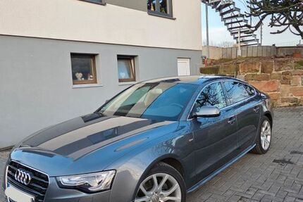 Audi A5 90.000 km 15.200 &euro; Amöneburg-Erfurtshausen 35287