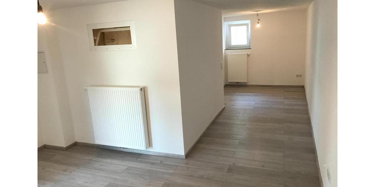 Erdgeschoßwohnung Solms - 2.5 Zimmer, 85 m&sup2;, 950&euro; | Angebot:25545811