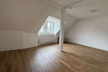 Wohnung Gießen - 3 Zimmer, 83 m&sup2;, 1.000&euro; | Angebot:23832758