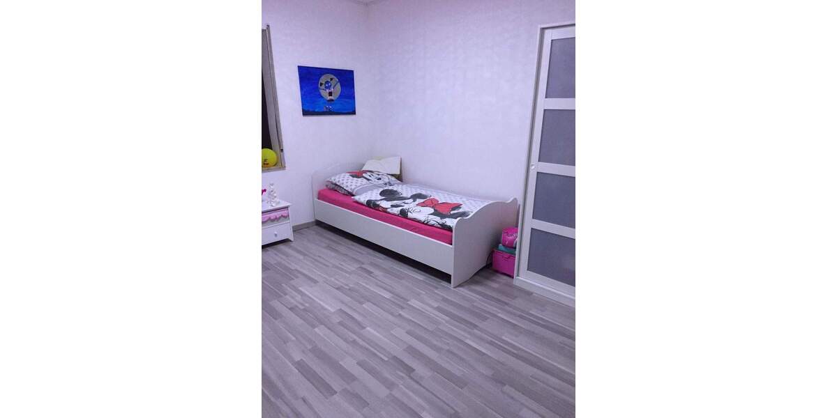 Etagenwohnung Lich Eberstadt - 5 Zimmer, 186 m&sup2;, 330.000&euro; | Angebot:25660474