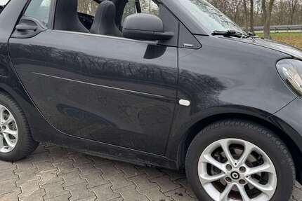 Smart forTwo 71.279 km 9.490 &euro; Staufenberg 35460