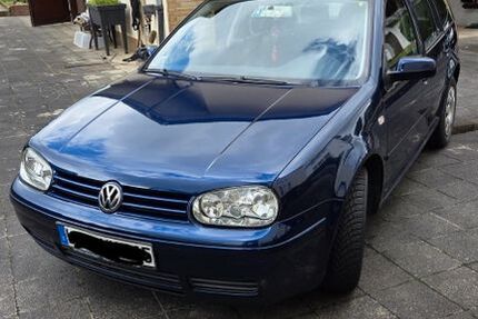 VW Golf 328.123 km 1.100 &euro; Lahnau 35633