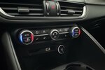 Alfa Romeo Giulia Competizione Q4 Turbo CarPlay Kamera 8.960 km 36.220 &euro; Lich 35423