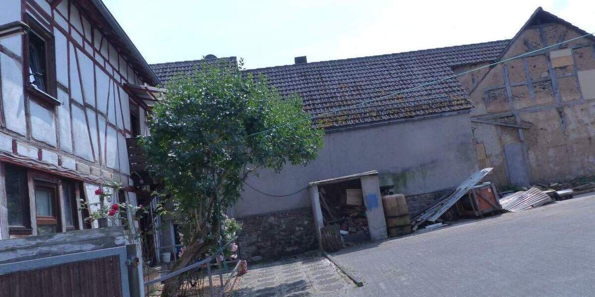 Einfamilienhaus Hüttenberg Volpertshausen - 5 Zimmer, 275.000&euro; | Angebot:25683223