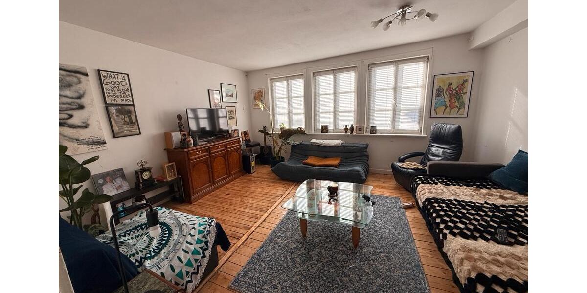 Etagenwohnung Marburg - 2 Zimmer, 85 m&sup2;, 1.300&euro; | Angebot:26002215