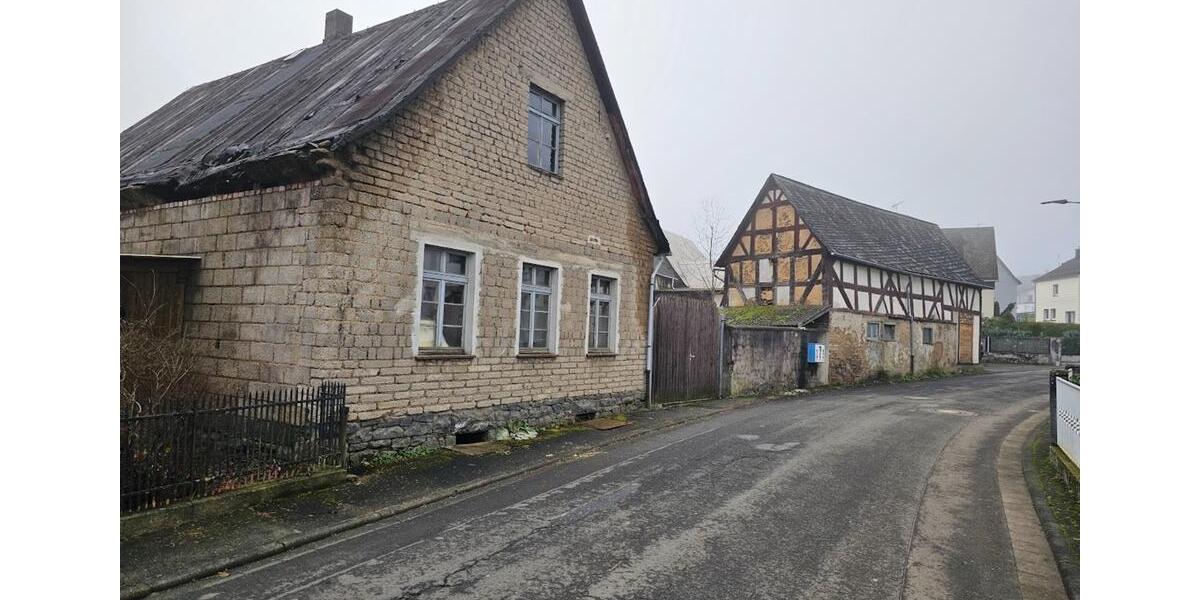 Mehrfamilienhaus, Wohnhaus Bad Endbach - 14 Zimmer, 550 m&sup2;, 99.000&euro; | Angebot:25180040