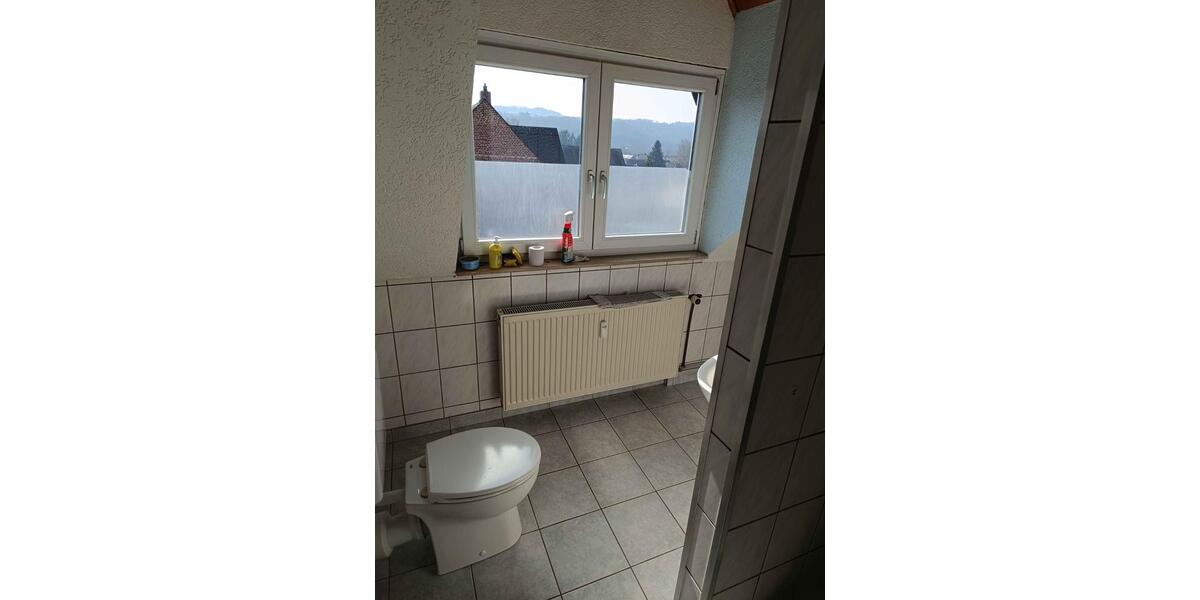 Dachgeschoßwohnung Aßlar - 3 Zimmer, 73 m&sup2;, 580&euro; | Angebot:25873633