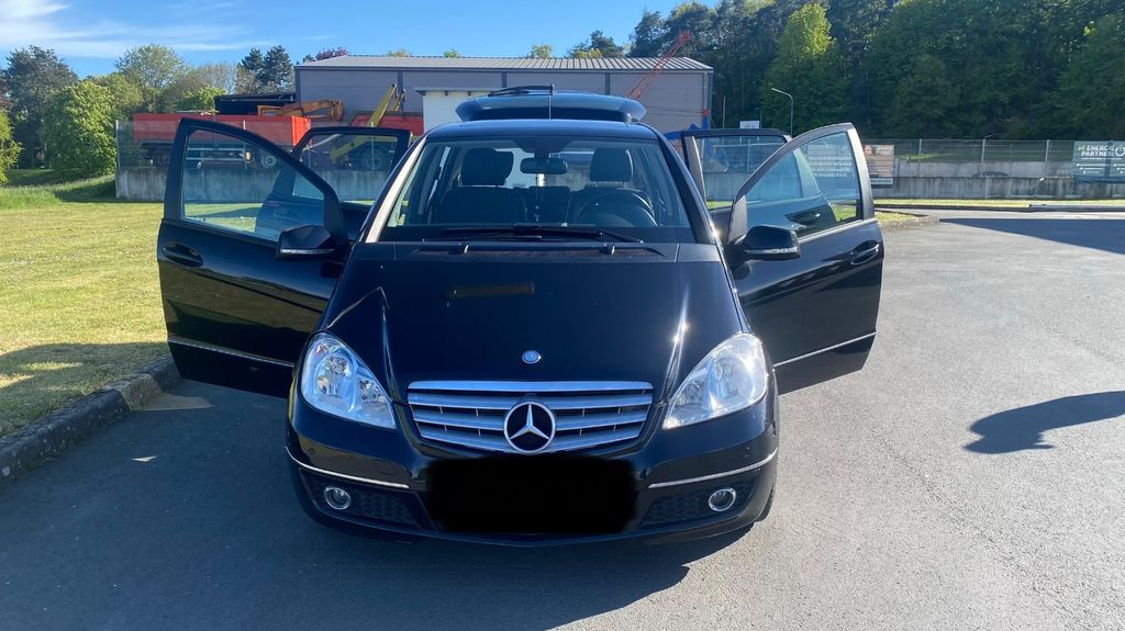 Mercedes-Benz A 180 134.500 km 5.650 &euro; Hungen 35410