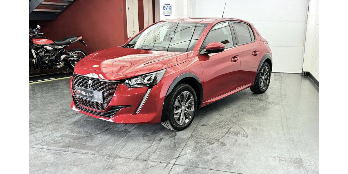 Peugeot 208 e- 136 Active Pack 1.Hand Carplay Sitzhzg 35.300 km 15.320 &euro; Lich 35423
