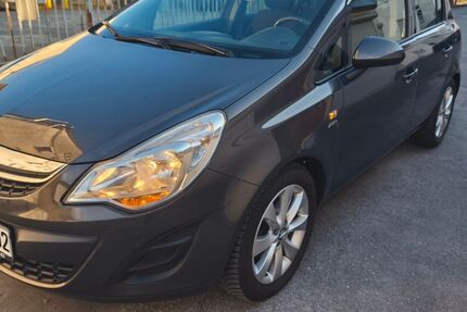Opel Corsa 206.000 km 3.200 &euro; Marburg 35037