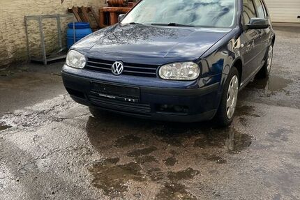VW Golf 174.704 km 2.199 &euro; Braunfels 35619