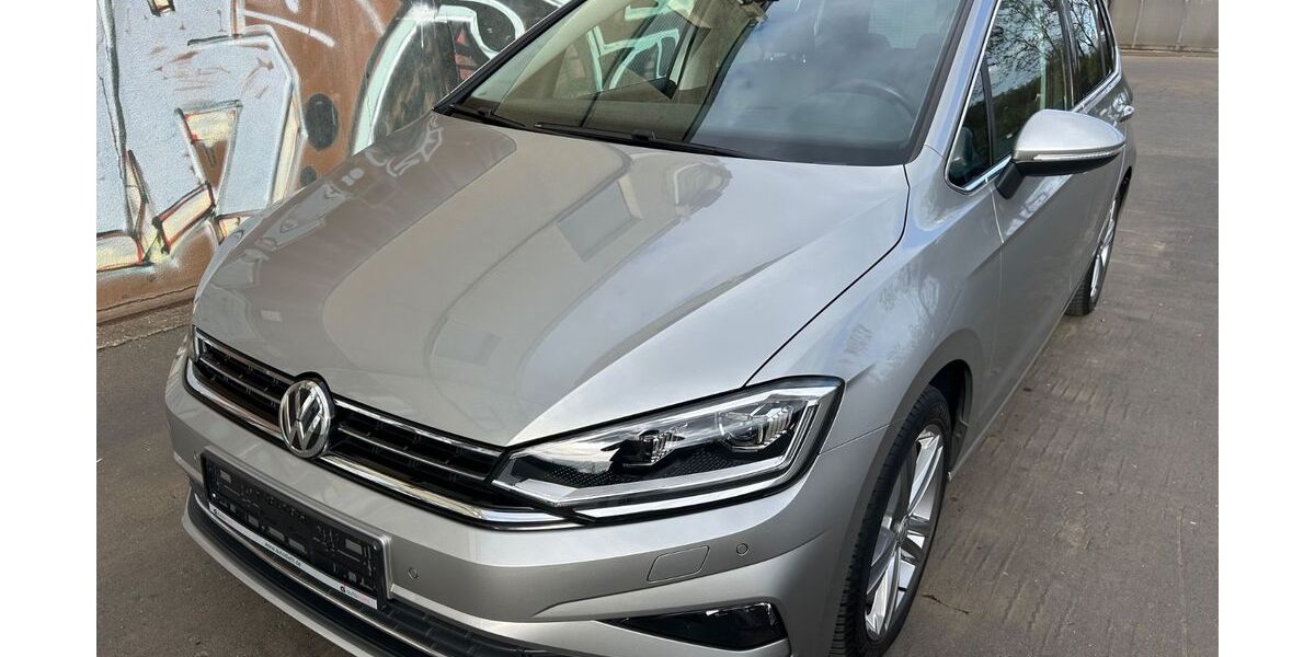 VW Golf Sportsvan 78.950 km 17.990 &euro; Wetzlar 35578