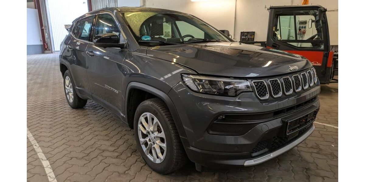 Jeep Compass 11.998 km 21.950 &euro; Ebsdorfergrund 35085