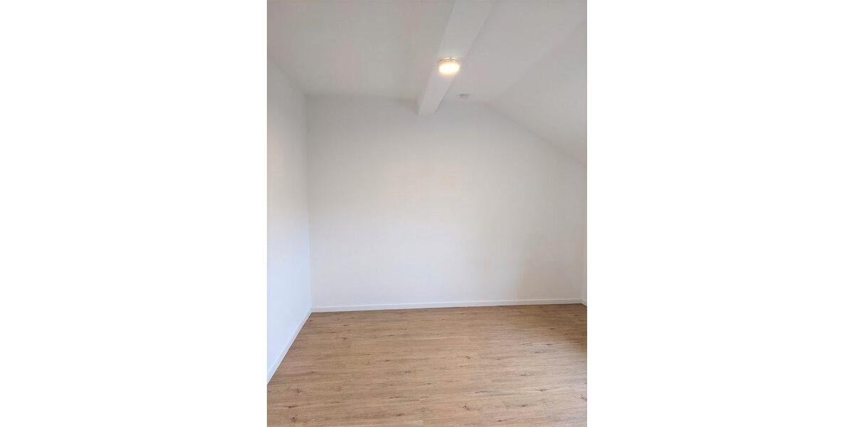 Dachgeschoßwohnung Marburg Biegenviertel - 2 Zimmer, 50 m&sup2;, 650&euro; | Angebot:26634058