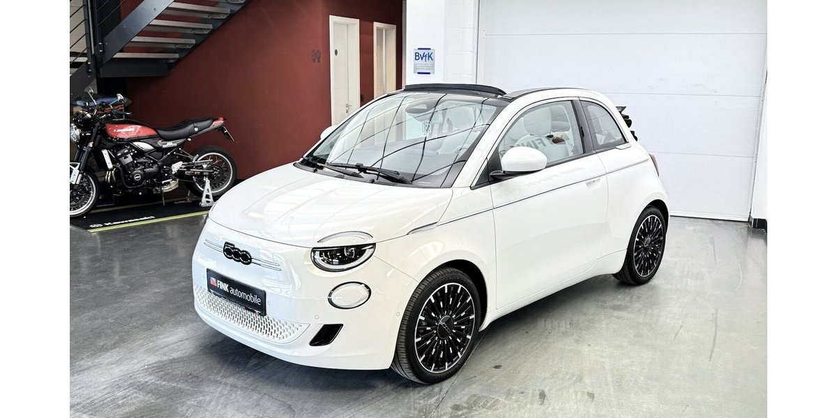 Fiat 500e La Prima by Bocelli 1.Hand Cabrio 42 kWh 12.200 km 22.622 &euro; Lich 35423