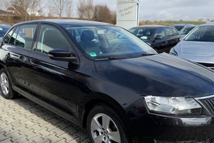 Skoda Rapid 129.500 km 7.999 &euro; Münzenberg-Gambach 35516