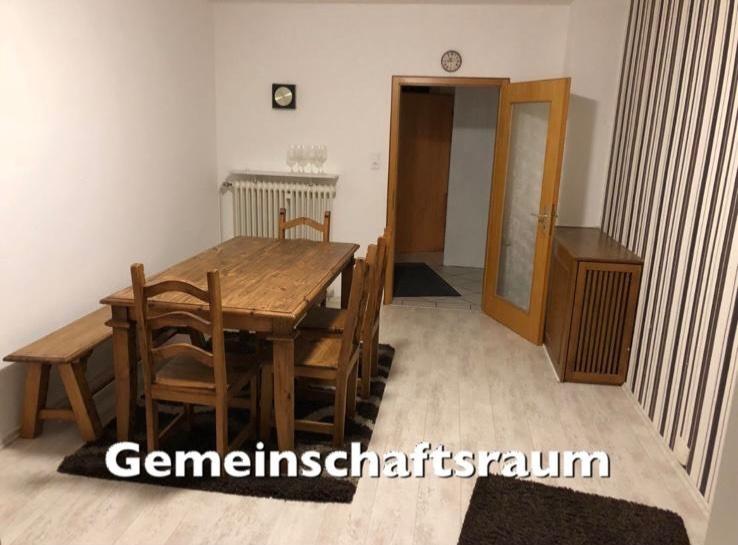 Etagenwohnung Marburg Marbach - 1 Zimmer, 12 m&sup2;, 360&euro; | Angebot:25977145
