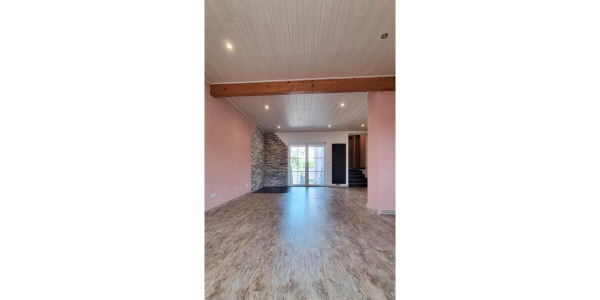 Etagenwohnung Wetzlar Hermannstein - 4 Zimmer, 131 m&sup2;, 1.450&euro; | Angebot:25764399