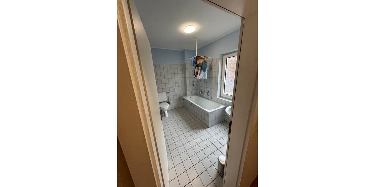 Erdgeschoßwohnung Waldsolms - 2 Zimmer, 62 m&sup2;, 820&euro; | Angebot:25479981