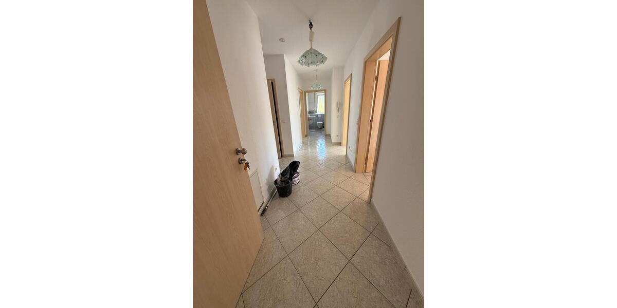 Erdgeschoßwohnung Wetzlar Dutenhofen - 3 Zimmer, 94 m&sup2;, 1.100&euro; | Angebot:26676017