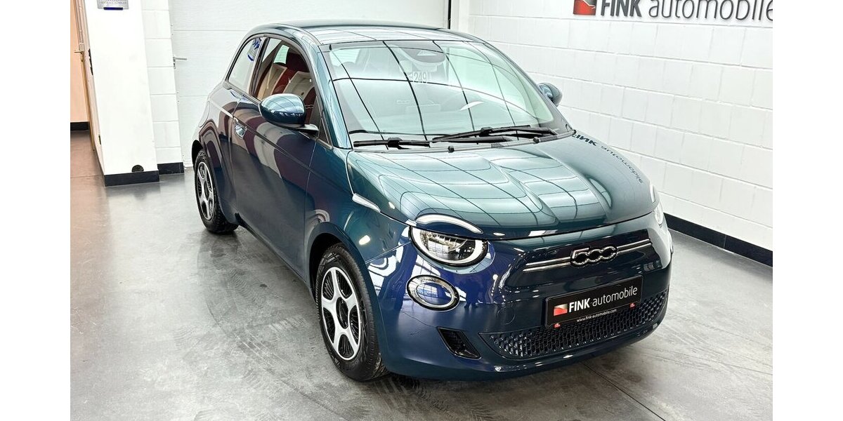 Fiat 500e Action CarPlay Android Automatik 1.Hand 18.400 km 13.440 &euro; Lich 35423