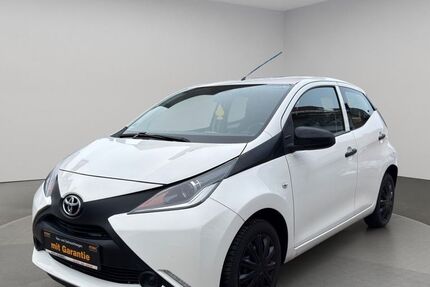 Toyota Aygo (X) 79.000 km 7.600 &euro; Buseck 35418