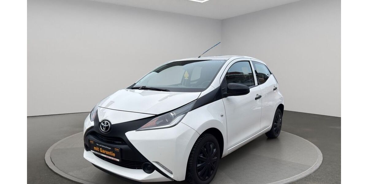 Toyota Aygo (X) 79.000 km 7.600 &euro; Buseck 35418