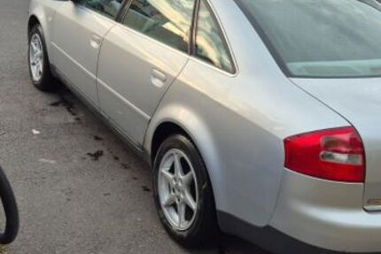 Audi A6 180.000 km 2.900 &euro; Gießen 35394