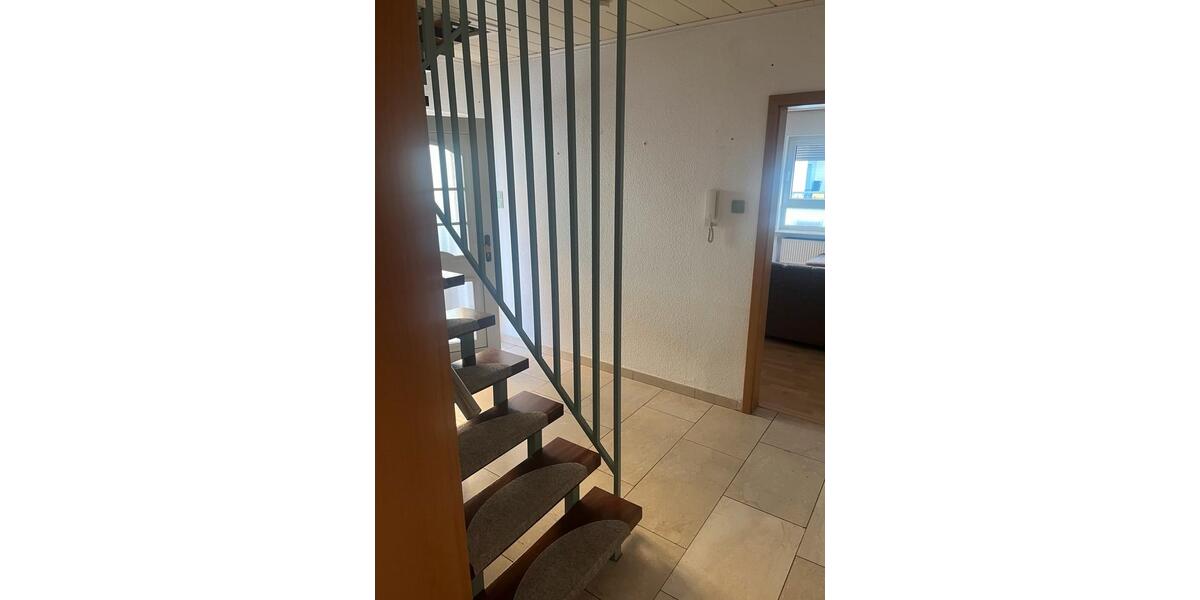 Doppelhaushälfte Hungen - 3 Zimmer, 95 m&sup2;, 950&euro; | Angebot:25868151