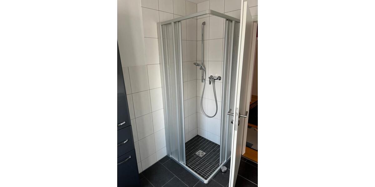 Etagenwohnung Marburg Cappel - 3 Zimmer, 71 m&sup2;, 1.000&euro; | Angebot:25934570