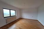 Etagenwohnung Solms - 3 Zimmer, 125 m&sup2;, 1.100&euro; | Angebot:25046820