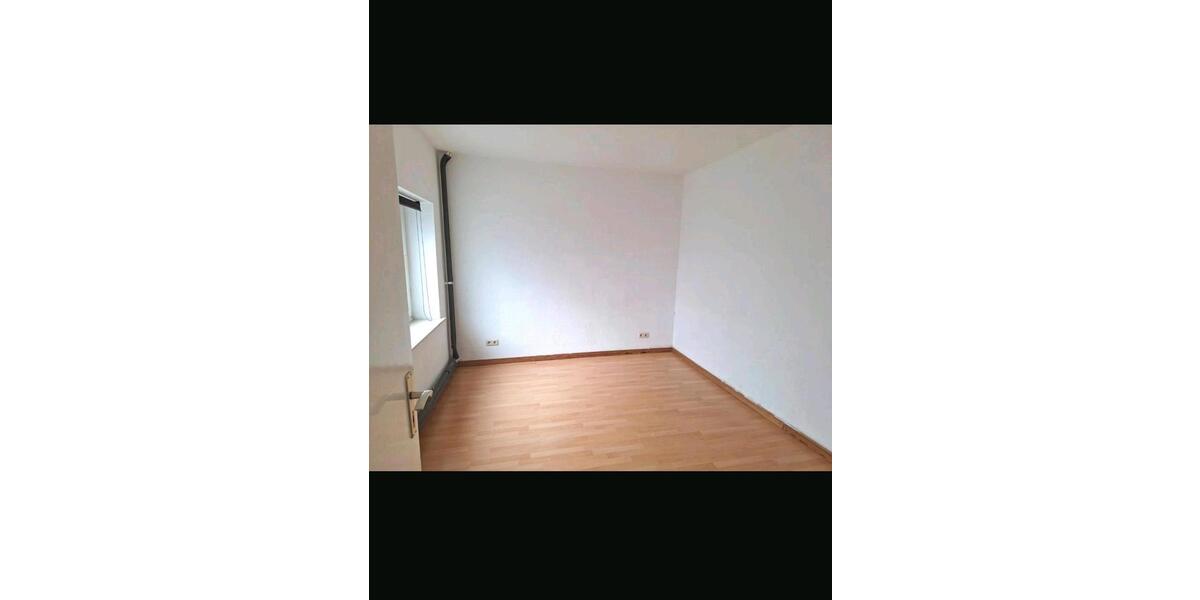 Etagenwohnung Lohra - 5 Zimmer, 102 m&sup2;, 850&euro; | Angebot:26459856