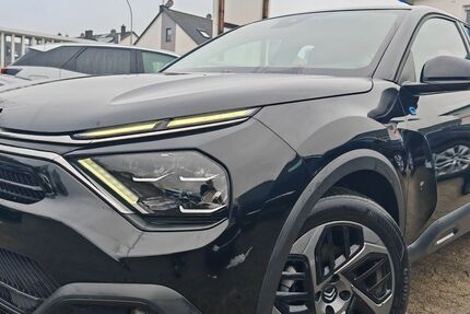 Citroen C4 X 33.122 km 17.255 &euro; Wölfersheim 61200