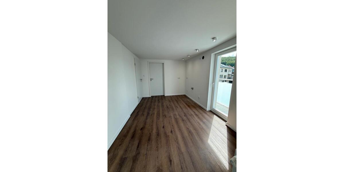 Etagenwohnung Lollar - 2 Zimmer, 70 m&sup2;, 750&euro; | Angebot:26679023