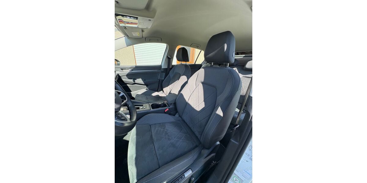 VW Golf 49.000 km 21.900 &euro; Altenhain 35321