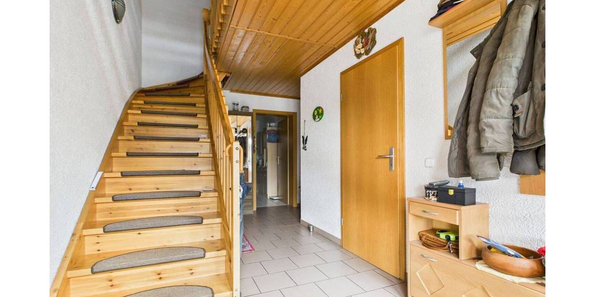 Mehrfamilienhaus, Wohnhaus Greifenstein Ulm - 7 Zimmer, 230 m&sup2;, 385.000&euro; | Angebot:25748119