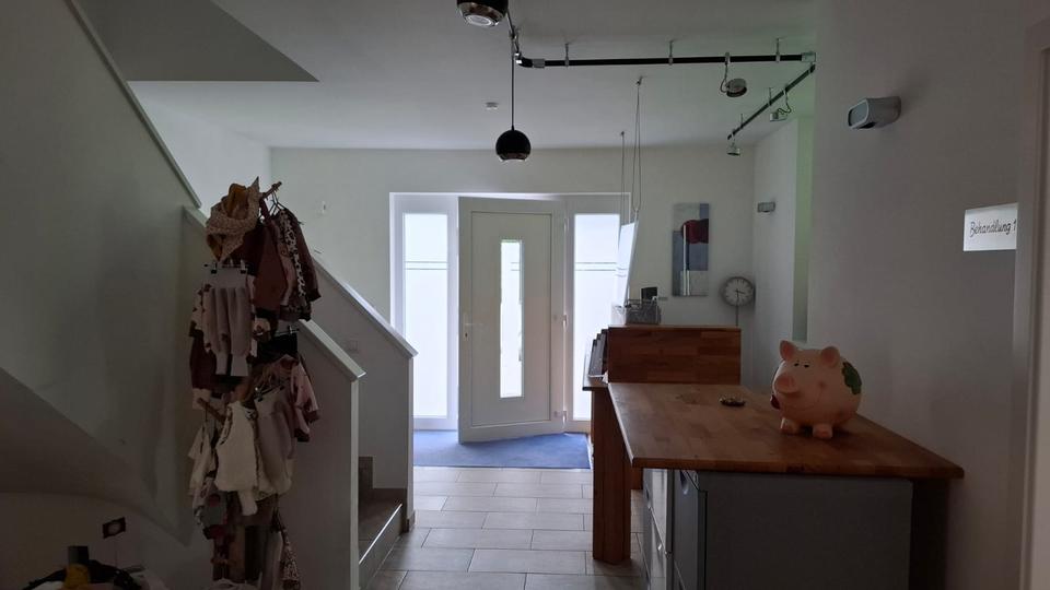 Einfamilienhaus Staufenberg - 8 Zimmer, 257 m&sup2;, 849.000&euro; | Angebot:27085694