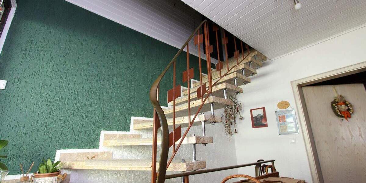 Mehrfamilienhaus, Wohnhaus Wölfersheim - 7 Zimmer, 195 m&sup2;, 399.000&euro; | Angebot:25738262