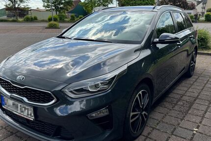 Kia ceed Sportswagon 93.000 km 15.500 &euro; Lich 35423