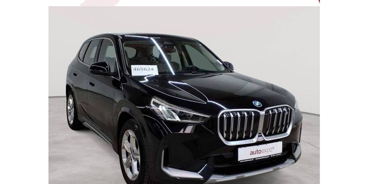 BMW iX1 53.541 km 31.990 &euro; Fernwald-Steinbach 35463