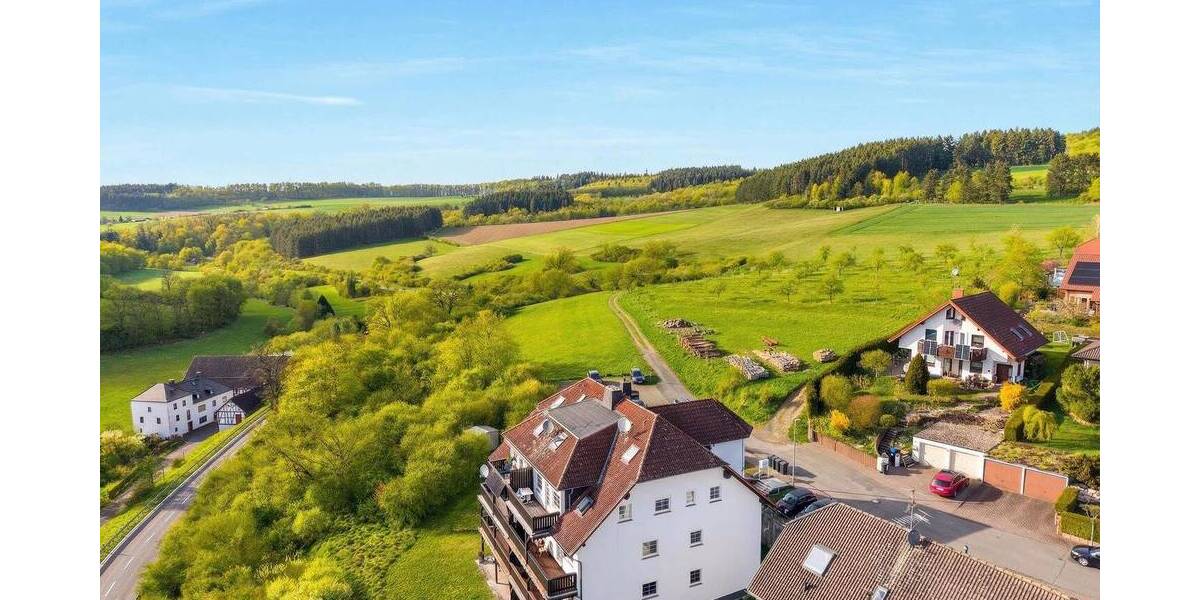 Etagenwohnung Grävenwiesbach - 4 Zimmer, 105 m&sup2;, 265.000&euro; | Angebot:25970586