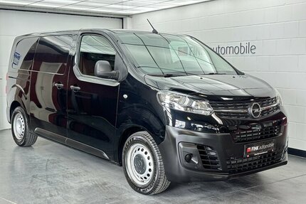 Opel Vivaro Cargo 1.5 D Edition M 1.Hand Sitzhzg 9.900 km 23.960 &euro; Lich 35423