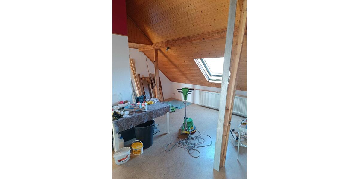 Dachgeschoßwohnung Aßlar - 3 Zimmer, 73 m&sup2;, 580&euro; | Angebot:25873633