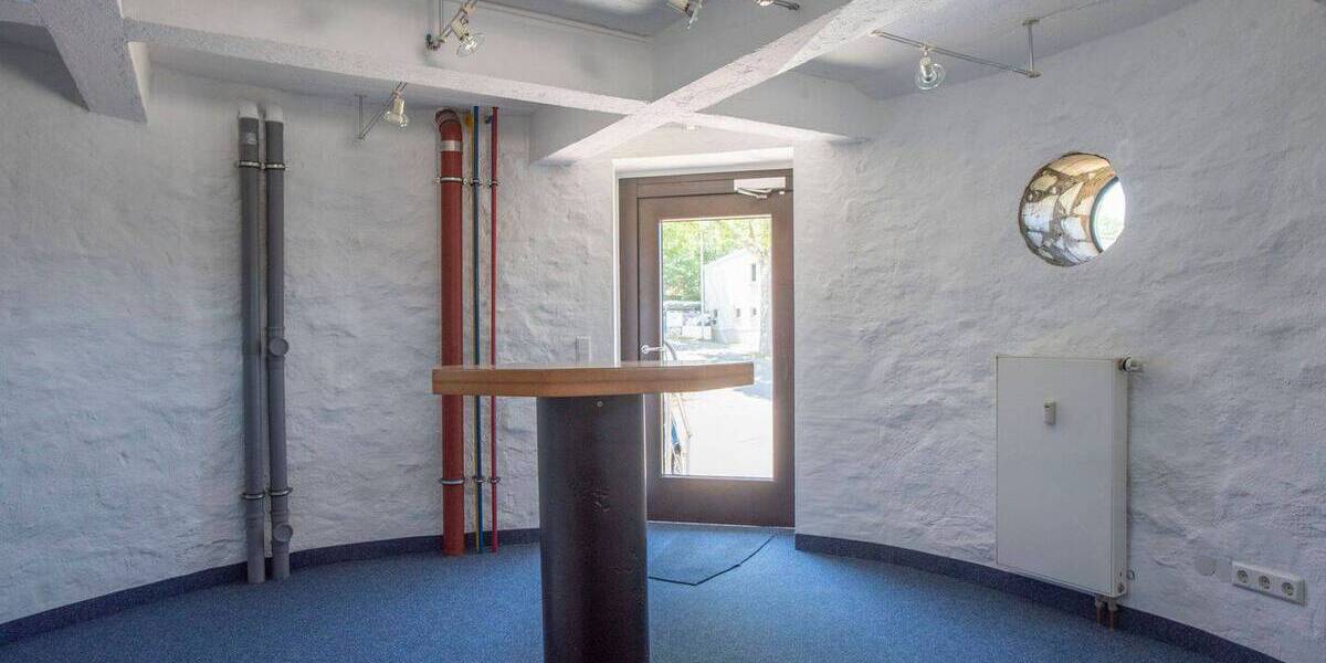 Gewerbeobjekt Usingen - 2 Zimmer, 83 m&sup2;, 795&euro; | Angebot:25740833