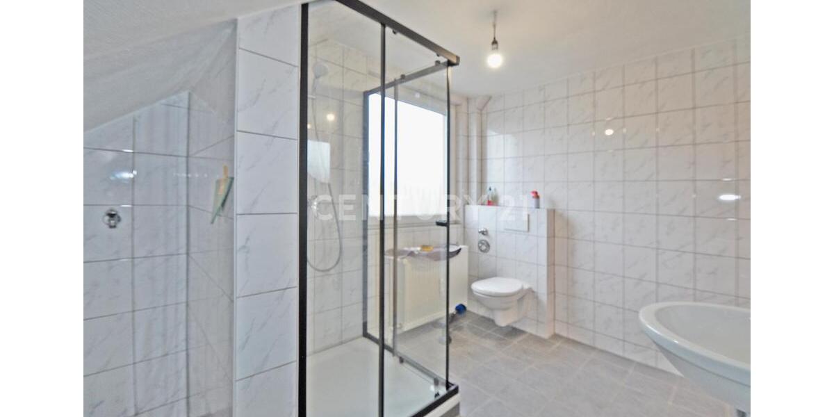 Etagenwohnung Gießen - 3 Zimmer, 76 m&sup2;, 895&euro; | Angebot:26003345