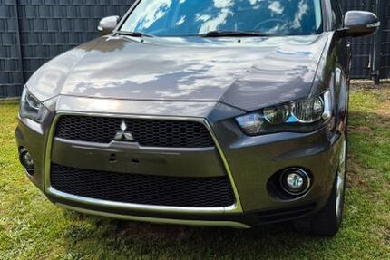 Mitsubishi Outlander 185.000 km 6.500 &euro; Lich 35423