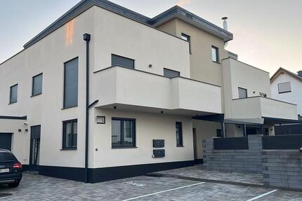 Wohnung Pohlheim - 3 Zimmer, 129 m&sup2;, 1.590&euro; | Angebot:24572167