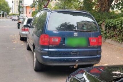 Seat Alhambra 308.000 km 999 &euro; Mücke 35325